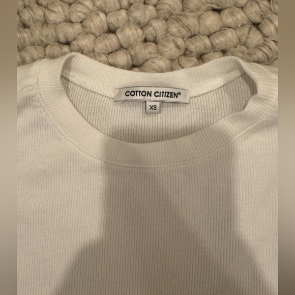 Verona Crop Long Sleeve in White
COTTON CITIZEN - Picture 7 of 7